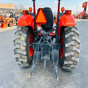 Tracteur puissant Kubota série M, conçu pour les travaux agricoles lourds, avec des performances élevées, un contrôle fluide et une longue durée de vie. - Product Image 5