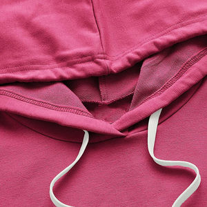 Haut à capuche court décontracté pour femmes, streetwear, épaules tombantes, respirant, écologique, logo imprimé personnalisé - Product Image 3