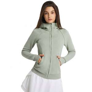 Vente en gros Vêtements de sport légers pour femmes Veste athlétique à capuche avec poches et fermeture éclair pour le yoga, la course à pied, la salle de sport - Product Image 1