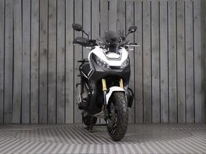 Motocicleta Todoterreno Honda X-ADV 750, Motor Bicilíndrico en Paralelo SOHC de 4 Tiempos y 8 Válvulas, Refrigerado por Líquido - Product Image 5