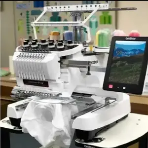 Máquina de Bordar Industrial y para Bricolaje Pro X PR1050X al Mejor Precio y Kits de Aros para Gorras con Soporte Personalizado OEM y ODM - Product Image 4