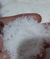 Noix de coco râpée riche en graisse - Flocons de noix de coco riches en graisse, séchés et conservés, emballage en vrac, poudre de provenance du Vietnam - Mme Tarina