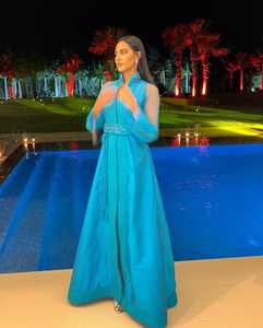 ชุดคาฟตันโมร็อกโกแบบแฮนด์เมด คอวี ทรงยาว น้ำหนักเบา แฟชั่น ทันสมัย เสื้อผ้ามุสลิมแบบดั้งเดิม พร้อมเครื่องประดับ สไตล์ลำลอง - Product Image 1