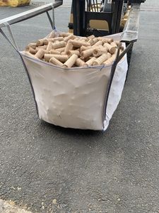 Briquetas de madera baratas/Briquetas de madera RUF/Briquetas de madera dura para el sistema de calefacción para la venta - Product Image 6