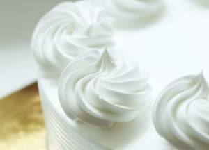 Crema para glaseado batida para caja de pastelería/patrón de perlas embalado en bolsas ingredientes de decoración de panadería certificado Halal no lácteo - Product Image 6