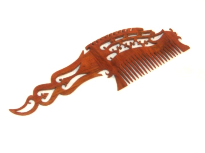 Hot Selling Wooden Comb New Design Hand engraving wood Hair comb for men and women beauty care stylish comb in wholesale prices