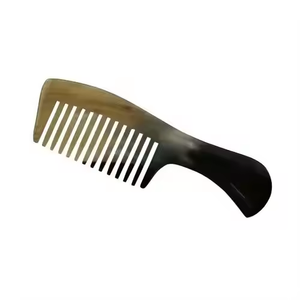Peine de Cuerno Moderno Premium, Suave, Duradero y Ecológico para Uso en Salón, Diseño de Saniya Handicraft - Product Image 1