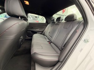 Prêt à être expédié – Hyundai Elantra N LINE 2025 de qualité industrielle, titre propre, garantie de 3 ans, disponible à la vente - Product Image 6