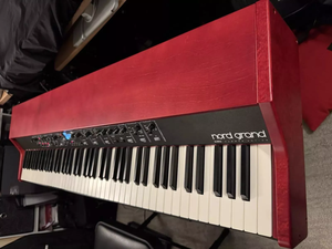 Oferta de Descuento en Instrumento Musical, Teclado de Escenario Nord Grand de 88 Teclas, Nuevo - Product Image 2