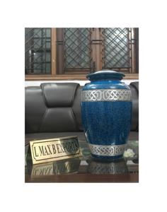 Urnas de diseño exclusivo con urnas de cremación de diseño de metal de latón de alta calidad estándar y diseño de acabado pintado - Product Image 2