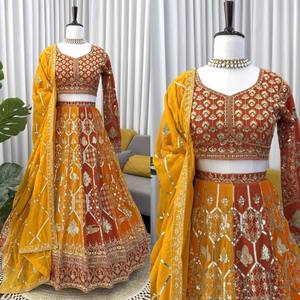 Conjunto de Lehenga Choli de Seda Natural para Mujer VASTRA COTTAGE con Dupatta de Organza, Lentejuelas y Bordado de Hilo para Bodas y Fiestas - Product Image 3