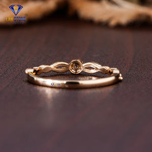 Lab-Stone Party Wear Bague en diamant 0.045 TDW taille ronde or rose couleur EF-VS - Product Image 4