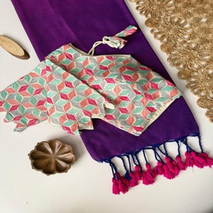 Sari de Algodón Khadi VASTRA COTTAGE con Blusa de Algodón Aura con Bordado Intenso, Elegante Sari Étnico Indio para Fiestas, Uso Diario y Festivo - Product Image 5