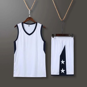 2pcs Set Vêtements de Sport Respirants pour Homme Fitness Imprimé Basketball Jersey Tops et Shorts Plus Size Outdoor Sport Shirts - Product Image 6