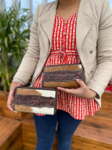 OEM ODM personalizar cuero de vaca embrague occidental tallado a mano cartera tallada cuero genuino tarjetas efectivo cartera para mujer - Product Image 2