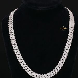 สร้อยคอทองคำ 18K ประดับเพชรโมอิสซาไนต์ VVS แบบ Cuban Link สไตล์ฮิปฮอป - Product Image 2