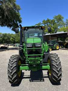 Tracteur à roues 4x4 d'occasion 2024 6120E pour les fermes, 8 CV avec roulements et composants de pompe - Product Image 3