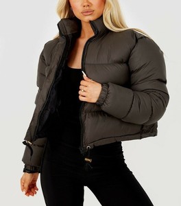 Blouson aviateur à la mode pour femmes d'hiver avec logo personnalisé OEM veste à col montant rembourré avec fermeture éclair manteaux pour femmes - Product Image 4