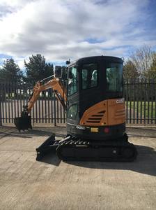 Miniexcavadora CX26C usada al por mayor para máquina Case en venta - Product Image 5