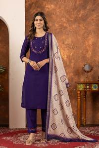 <b>Women</b> Purple Embroidered <b>Kurta</b> Pant Set with Traditional Printed Dupatta - Product Image 2