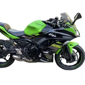 新上市2022 Kawasakii忍者650摩托车准备发货
