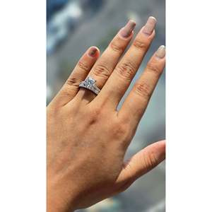 แหวนเพชรทรงกลมธรรมชาติแบบ Pavé Solitaire น้ำหนัก 3.06 กะรัต - Product Image 4