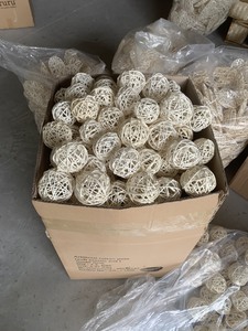 Boule de rotin naturel faite à la main artisanat décoratif exportateur en gros Vietnam prix compétitif boule de rotin commande en gros fournisseur - Product Image 3