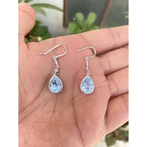 Boucles d'oreilles pendantes en argent 925 avec motif poire et goutte d'eau, plaquées or, design créoles pour mariages - Product Image 3