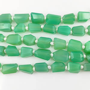 Pierre précieuse de chrysoprase naturelle en forme de pépites à facettes brin perlé de 8 pouces de long pierres lâches pour la fabrication de bijoux - Product Image 3
