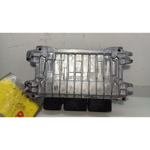 MOTEUR CENTRALINE RENAULT Captur Série 237105990S/237102425S H4M630 hybride 1598 (19>) - Product Image 3