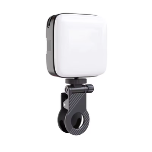 Mini xách tay Clip-on Fill Lights cho Iphone đ<span class=keywords><strong>i</strong></span>ện thoạ<span class=keywords><strong>i</strong></span> di động tiktok Selfie video hộ<span class=keywords><strong>i</strong></span> nghị <span class=keywords><strong>camera</strong></span>-nhà Máy Bán buôn cho studio sử dụng - Product Image 1