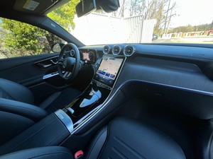 Magnifique Mercedes-Benz GLC Coupé 4MATIC, transmission automatique, sièges en cuir - Product Image 5