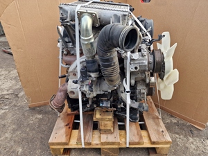 Moteur diesel complet 2KD 2.5L en excellent état d'occasion, prêt pour l'installation. - Product Image 5