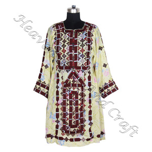 Real bordado de seda estilo afgano vestido colección de Vintage bordado a mano BANJARA Balochi vestidos real viejo afgano kuchi - Product Image 1