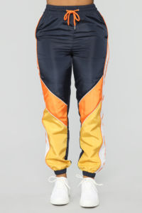 2024 personnalisé léger femmes sport formation costume respirant imprimé printemps coupe-vent veste pantalon respirant imprimé - Product Image 6