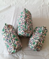 Petites trousses de maquillage matelassées en coton écologique, imprimées à la main au tampon indien, durables et tendance, pour femmes en voyage
