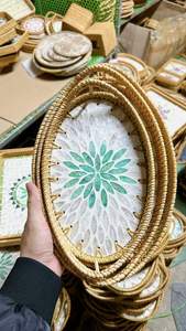 Plateau en bambou et rotin incrusté de forme ronde 2024 de haute qualité. Fabriqué par un artisan qualifié 100% artisanat vietnamien - Product Image 4