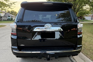 Toyota 4Runner Limited 4x4 2024, Gasolina, Bajo Kilometraje - Product Image 3