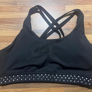 Tissu de soutien-gorge de sport de haute qualité conçu pour la performance, le confort et la mobilité. Soutien-gorge de sport pour cheerleading. - Product Image 2