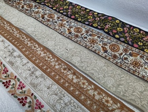 Tissu en dentelle brodée de luxe pour robes, design de robes de mariée et de mode, dentelle brodée de haute qualité, motifs et couleurs personnalisés - Product Image 2