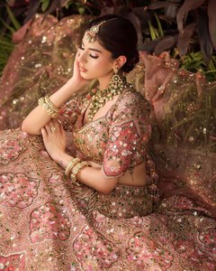 Lehenga Choli Tradicional Pakistaní para Novia con Lentejuelas, Seda de Primera Calidad, Secado Rápido, Chunni para Todas las Temporadas - Product Image 4