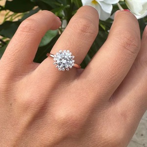 Bague halo en or massif 14 carats avec diamant rond enveloppé de 1,00 carat, couleur et clarté non spécifiées, pour un usage quotidien, cadeau d'anniversaire - Product Image 3