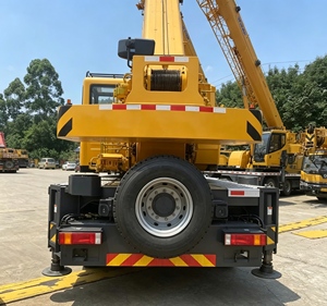 Grue de chantier sur camion TOP BRAND XCT12K4-1 12 tonnes, moment de levage 480 kNm, hauteur 4,5 m, capacité de charge élevée, portée 5,3 m, garantie 1 an - Product Image 4