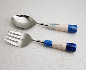 Vente en gros d'Argenterie à manche épais en résine Cuillères de service en acier inoxydable pour le mélange et la cuisson de la salade à plat Prix d'usine - Product Image 2