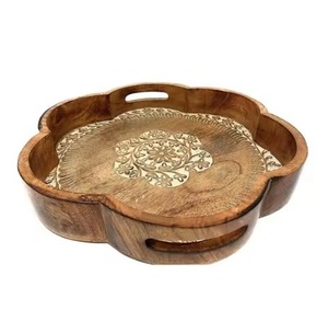 Bandejas de madera pulida de superficie lisa, aspecto elegante para uso en hostelería y eventos Bandejas decorativas de diseño de madera para servir - Product Image 4