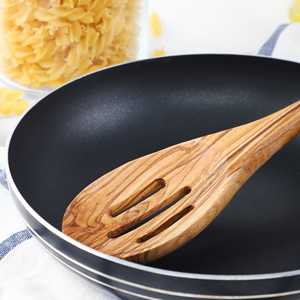 Outil à pâtes en bois d'olivier - Product Image 2