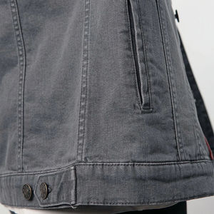 Chaqueta de mezclilla personalizada transpirable para hombre con algodón suave Casual moda vaquero invierno chaqueta de marca de gran tamaño para hombre - Product Image 4