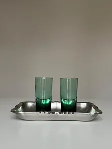 Plateau de service décoratif en aluminium durable avec gravure élégante pour les occasions spéciales disponibles au prix de gros de l'Inde - Product Image 2