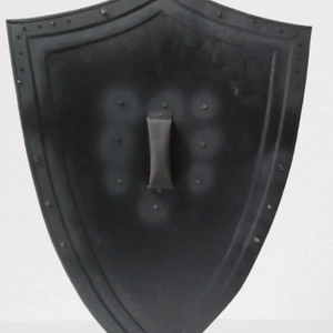 Chevalier médiéval. Bouclier en laiton de bouclier noirci de chevalier médiéval. par calvin artisanat - Product Image 5
