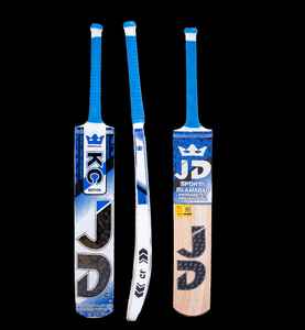 Bate de Cricket KC Player Edition Original, Madera de Coco y Plástico Duraderos para Jugar al Deporte - Product Image 1